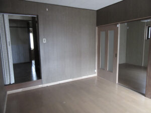 【before】無駄に広い玄関ホールでした。